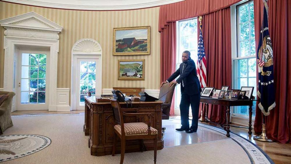 Barack Obama työhuoneessaan