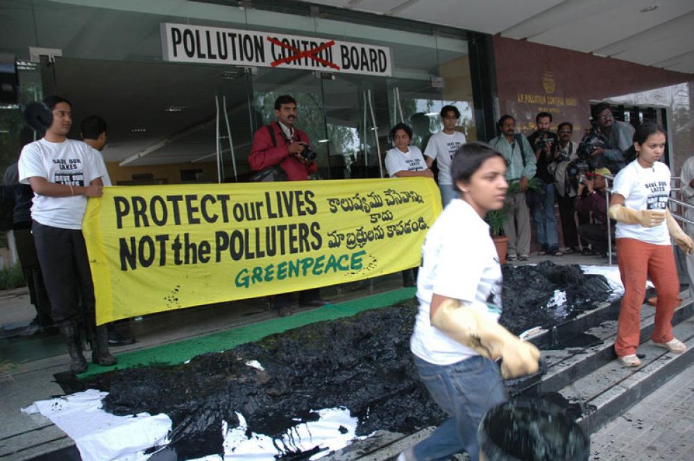Greenpeacen mielenosoitus Intiassa