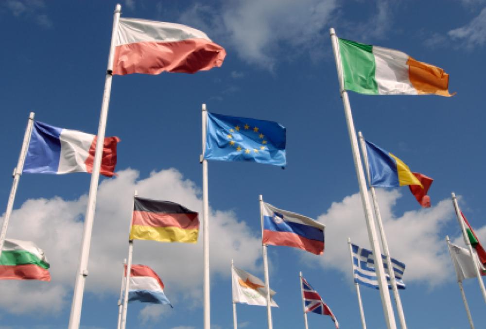 Euroopan lippuja.