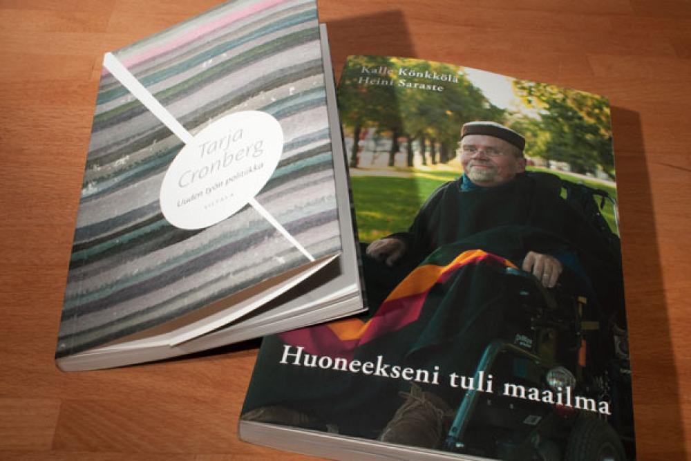 Cronbergin ja Könkkölän kirjat vuosimallia 2010.
