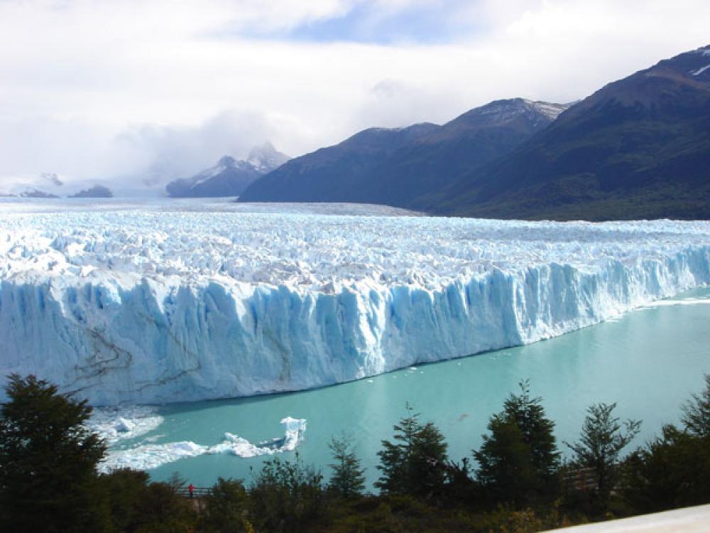 Morenon jäätikkö Patagoniassa, Argentiinassa.