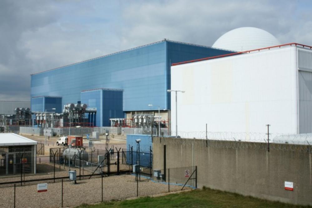 Sizewellin reaktori Suffolkissa.