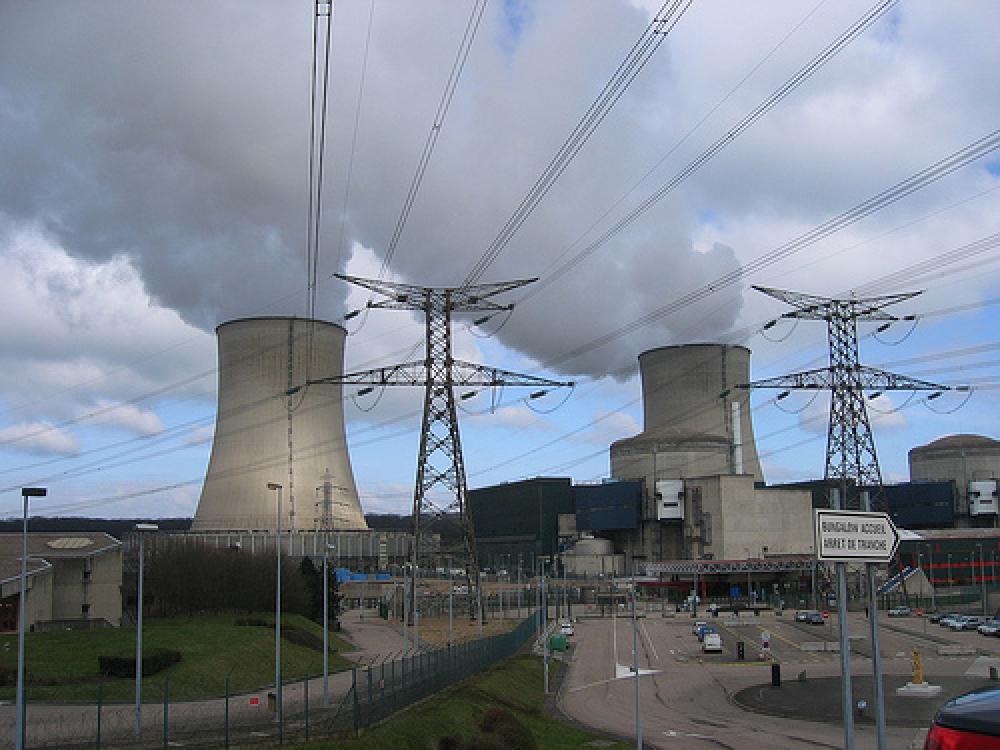 Ydinvoimala Ranskan Cattenomissa.